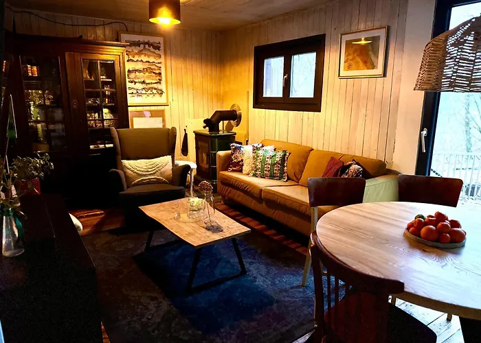 Chaloupka V Lese U Kutne Hory בקתה *